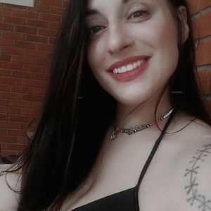 Meet your Posher, Courtney